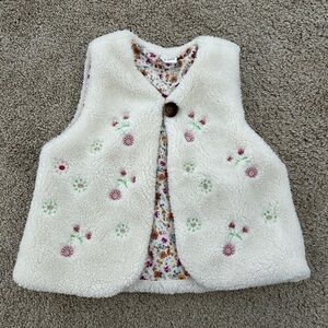 Floral Embroidered Fleece Vest
